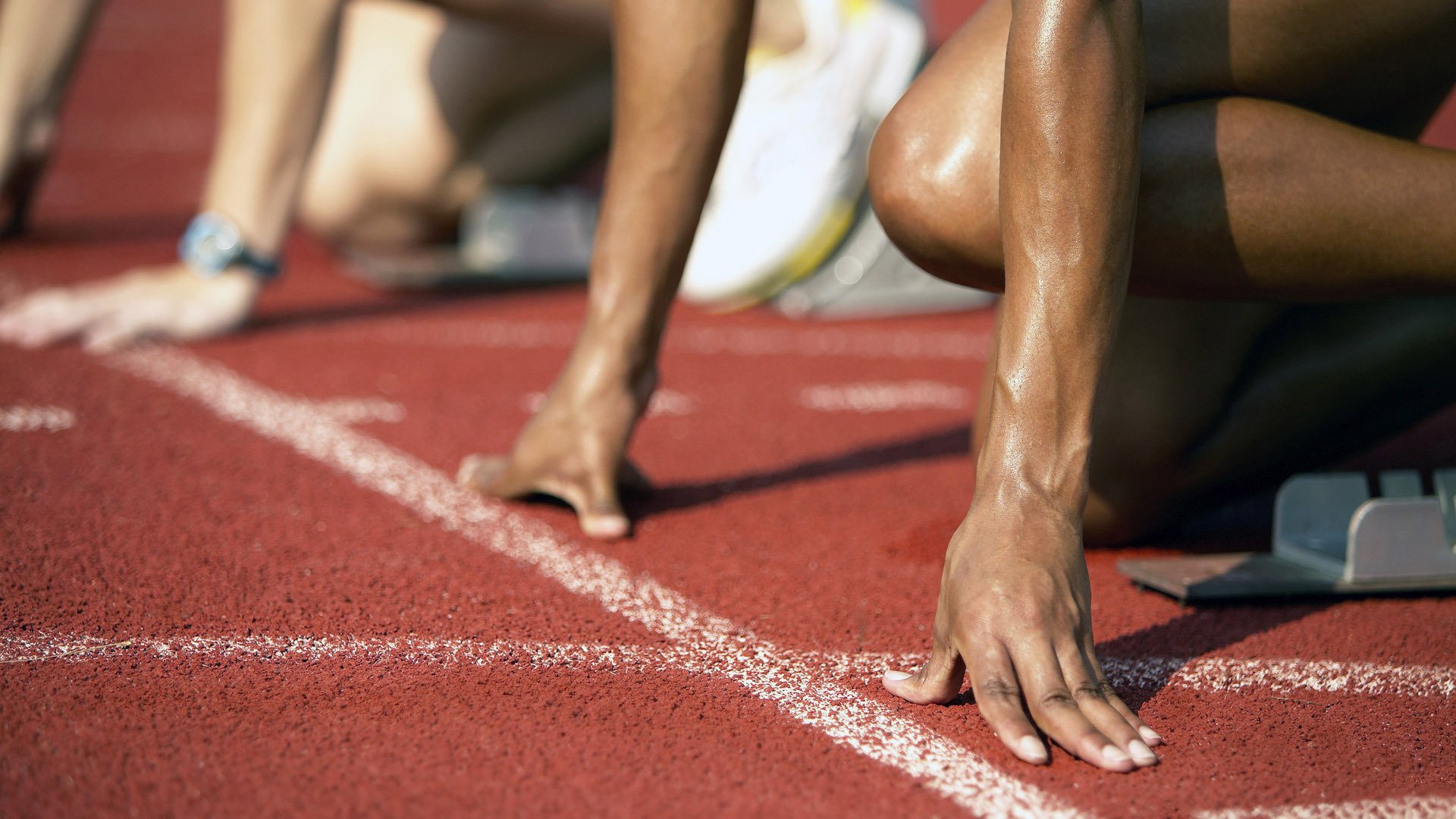 《国际合作新动向:多国战队联动竞技》,国际队伍