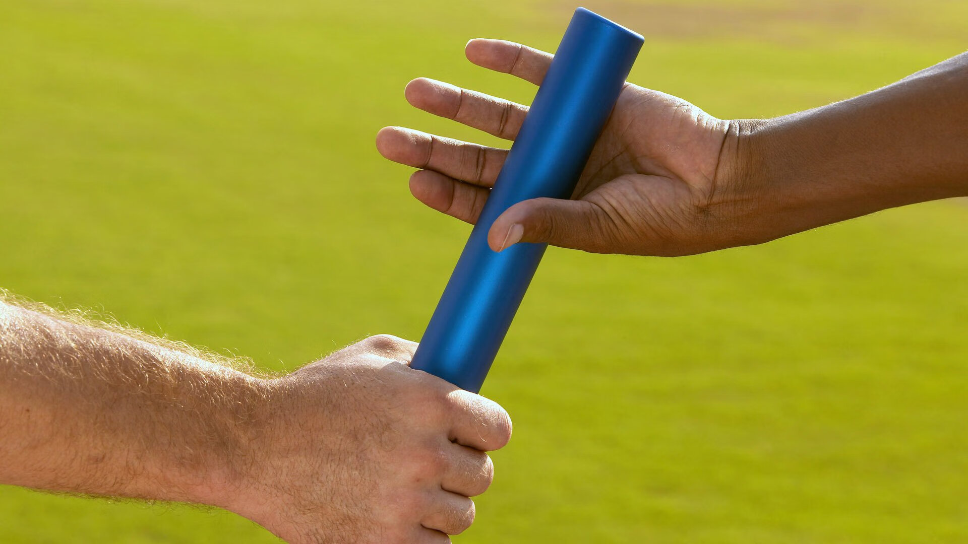 爱游戏综合娱乐-女子篮球联赛总决赛精彩纷呈，冠军争夺进入白热化，女子篮球2021